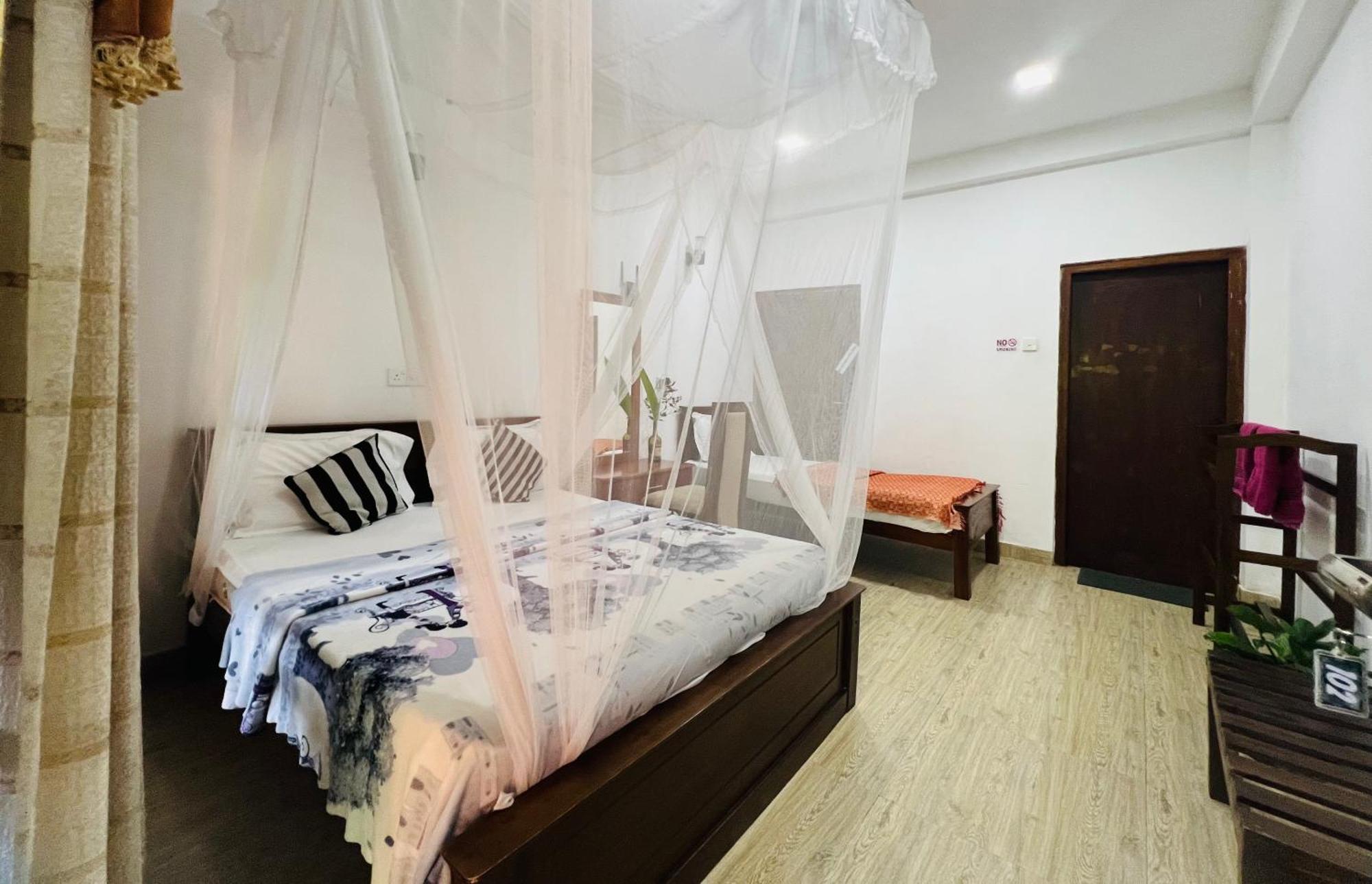 Citadel Of Dreams Ella Apartment Bagian luar foto