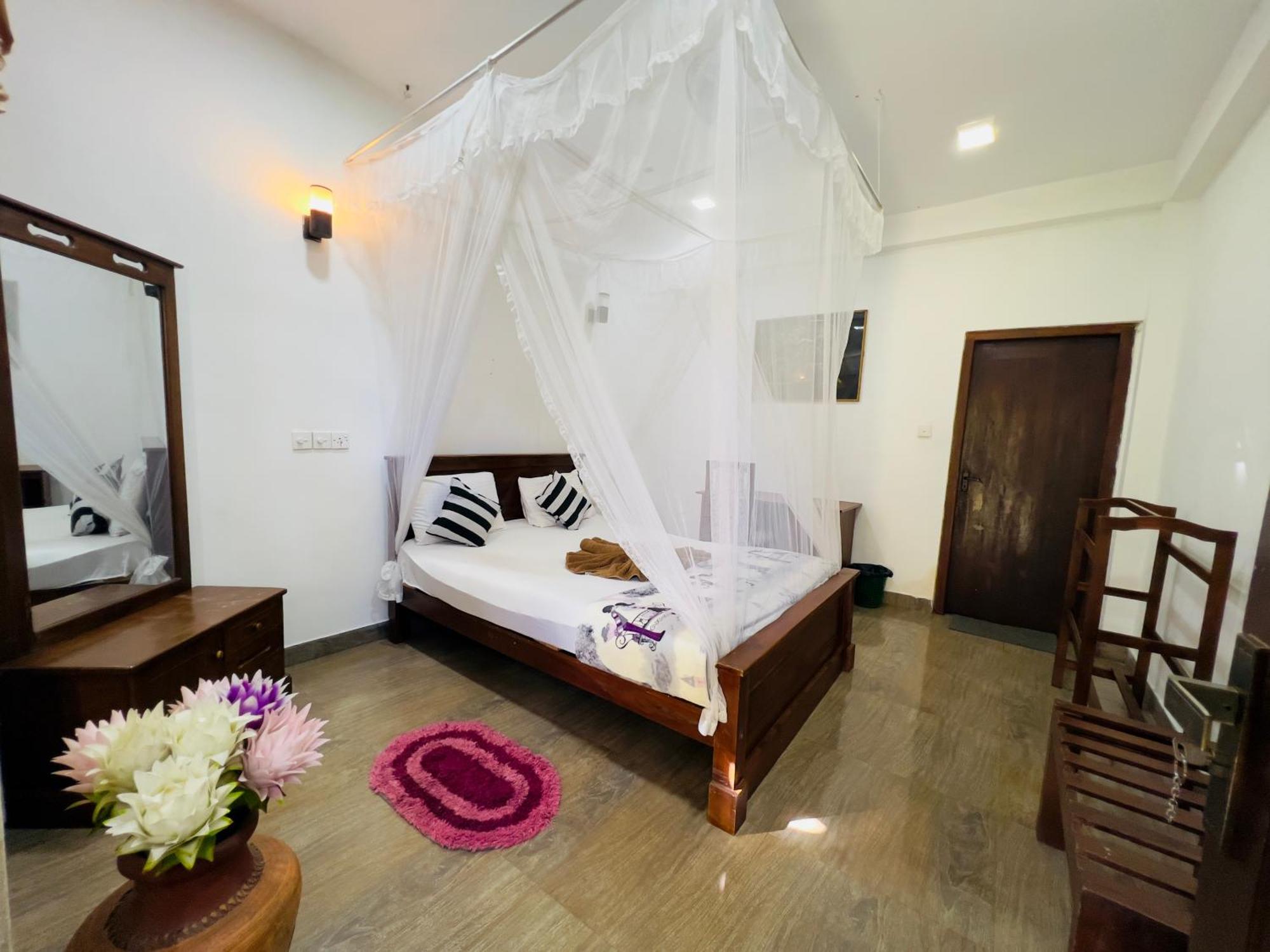 Citadel Of Dreams Ella Apartment Bagian luar foto